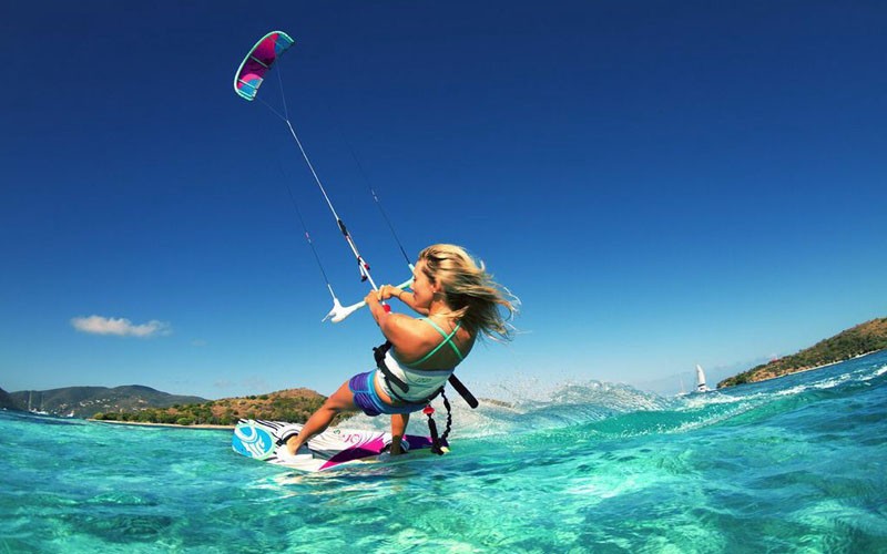 windsurfing-and-kitesurfing-239656