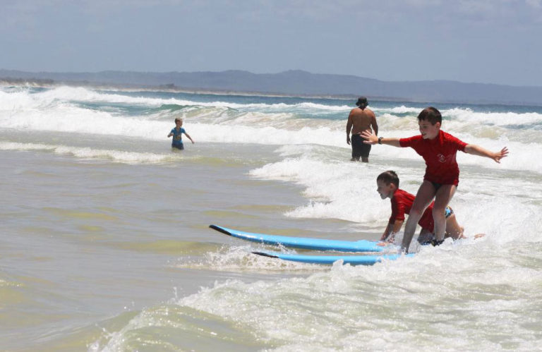 surfing lessons 253075 c 768x499